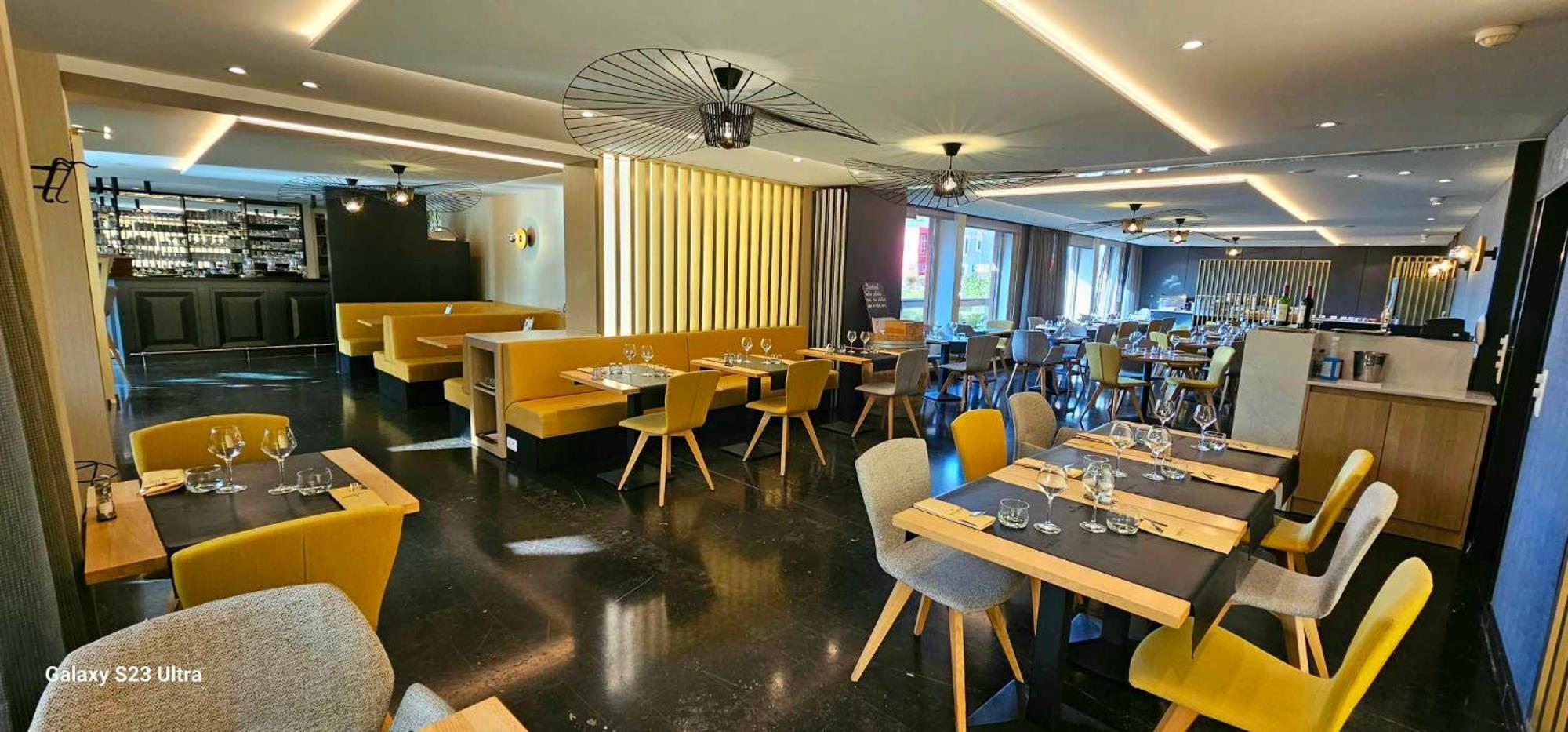 גמבלו Hotel Les 3 Cles מראה חיצוני תמונה