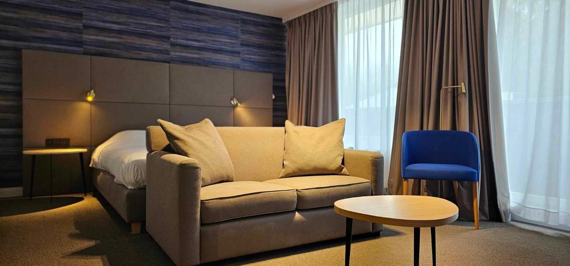 גמבלו Hotel Les 3 Cles מראה חיצוני תמונה
