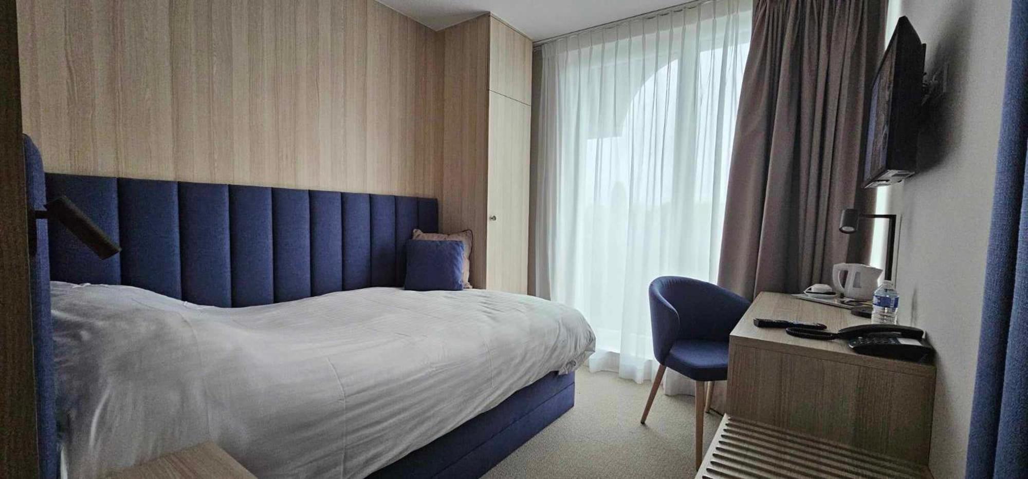 גמבלו Hotel Les 3 Cles מראה חיצוני תמונה