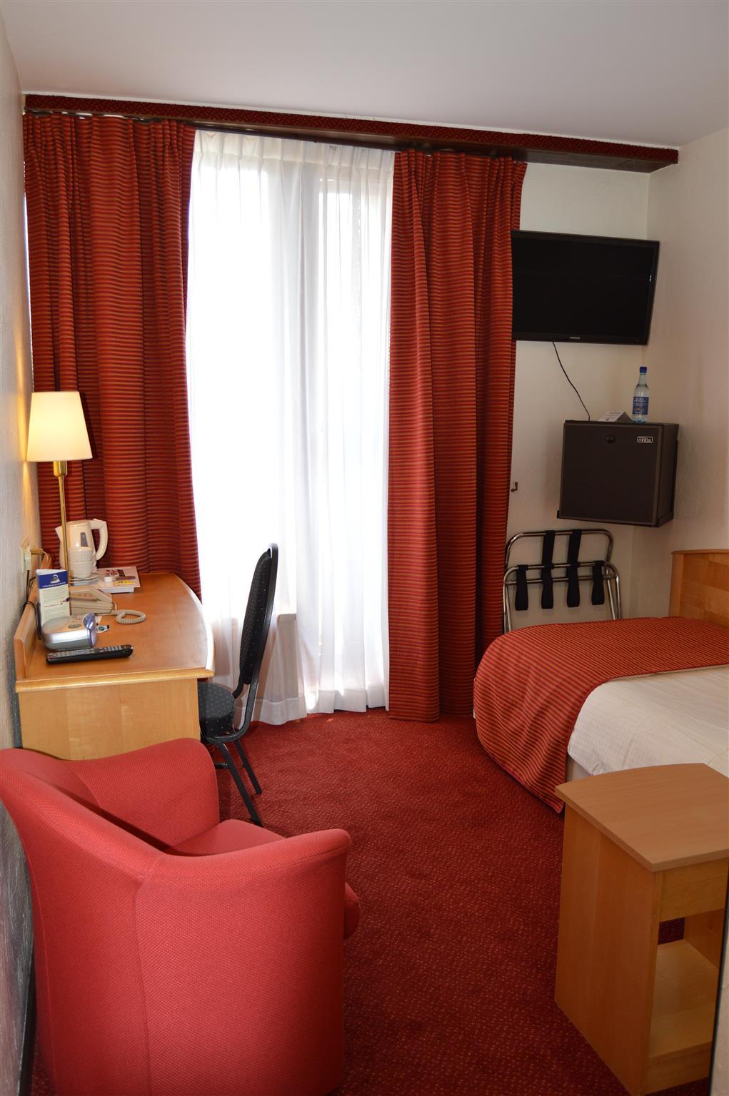 גמבלו Hotel Les 3 Cles מראה חיצוני תמונה